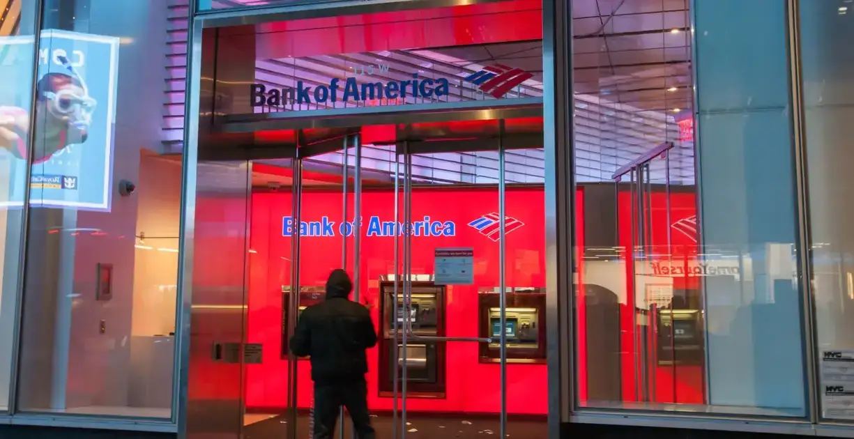 does bank of america report authorized users to credit bureaus