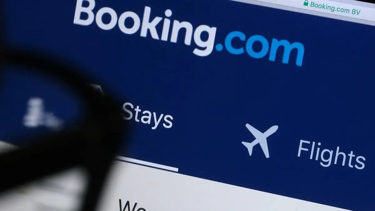 does Booking.com accept Klarna