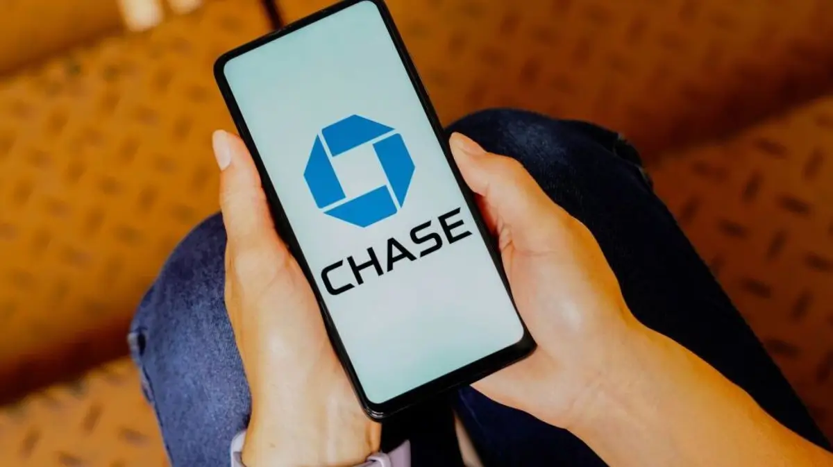 does chase bank use zelle