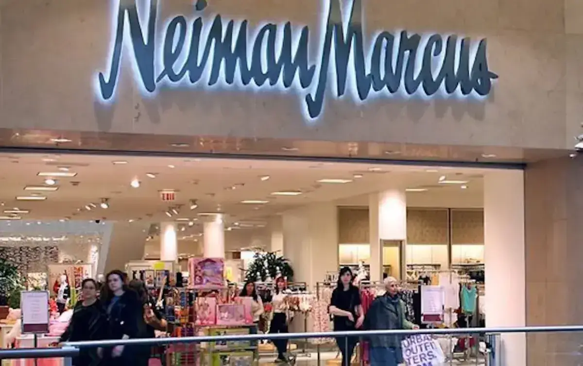 does Neiman Marcus accept Klarna