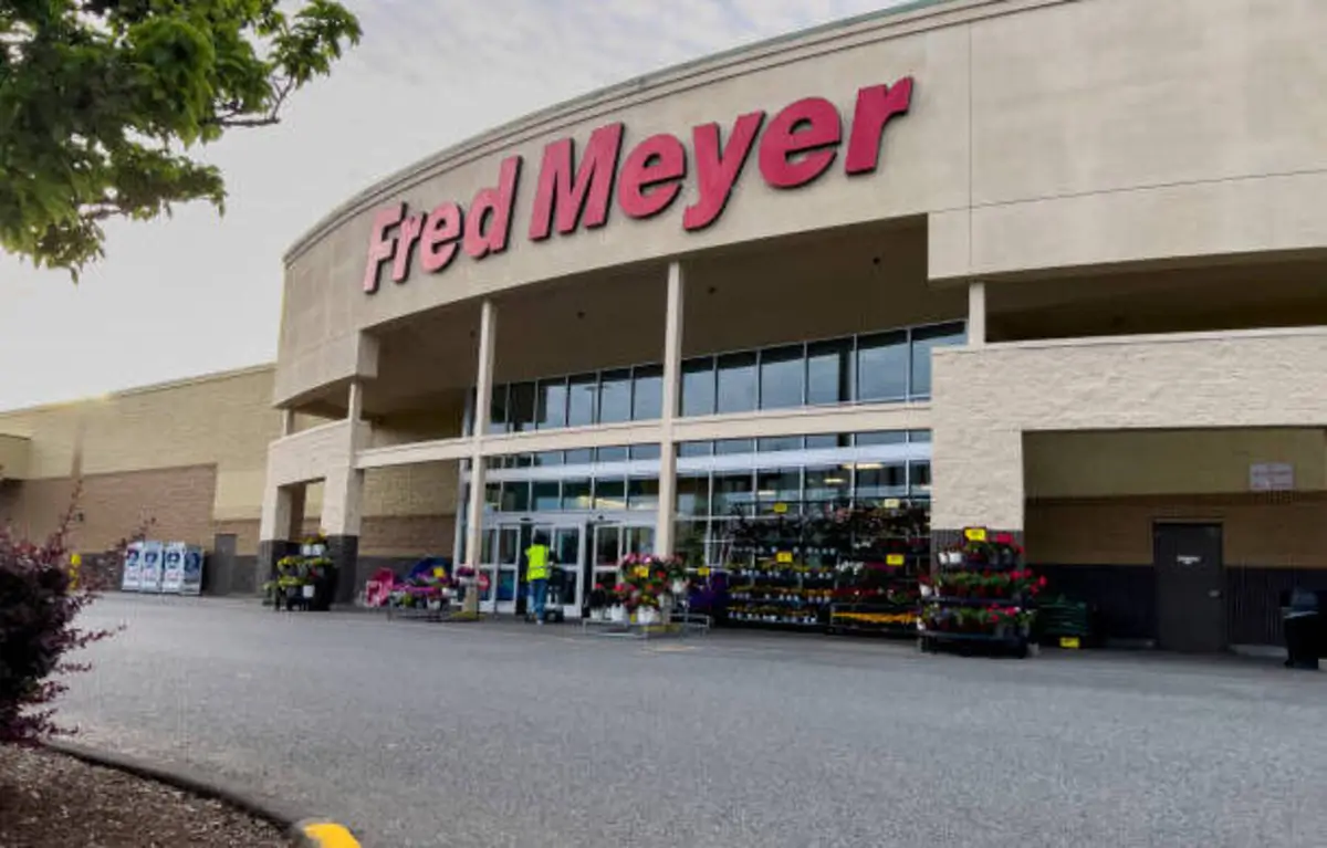 does Fred Meyer do Money Orders