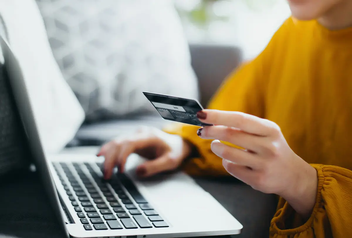 how to shop online with a Visa Gift Card